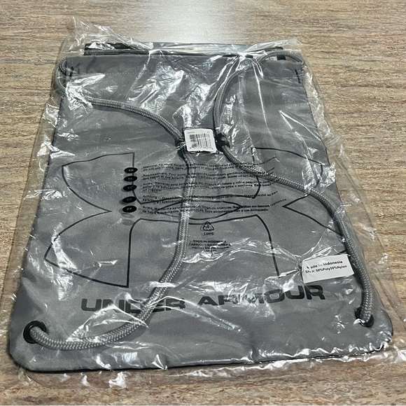 New Under Armour UA OZSEE sackpack - Picture 3 of 10